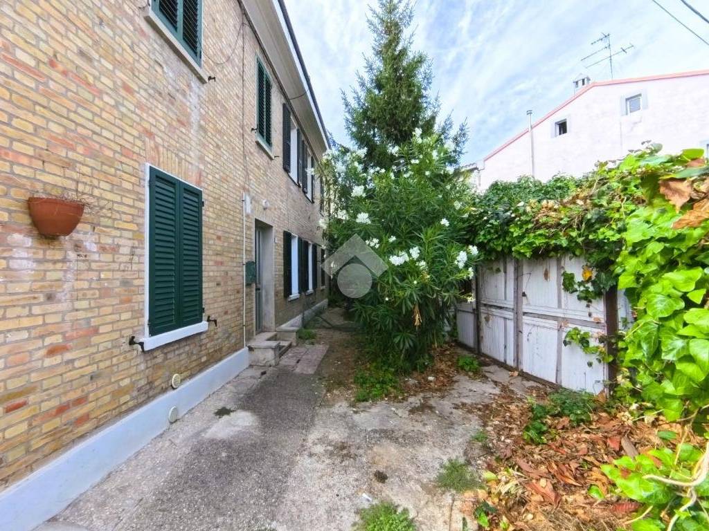 Appartamento a Civitanova marche in Via D. Alighieri, 139 - Foto 2