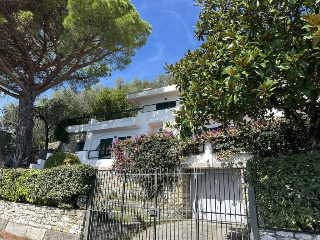 Villa a Chiavari in Via Sant'Andrea di Rovereto - Foto 4