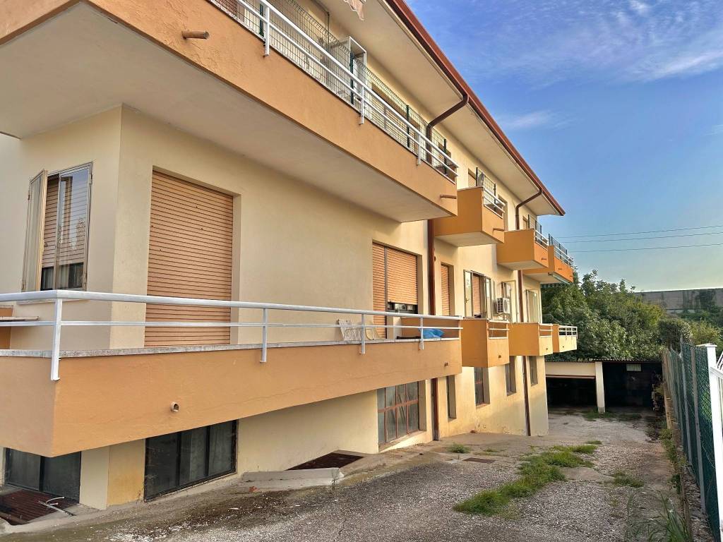 Appartamento a Colognola ai colli in Via Amerigo Vespucci - Foto 4