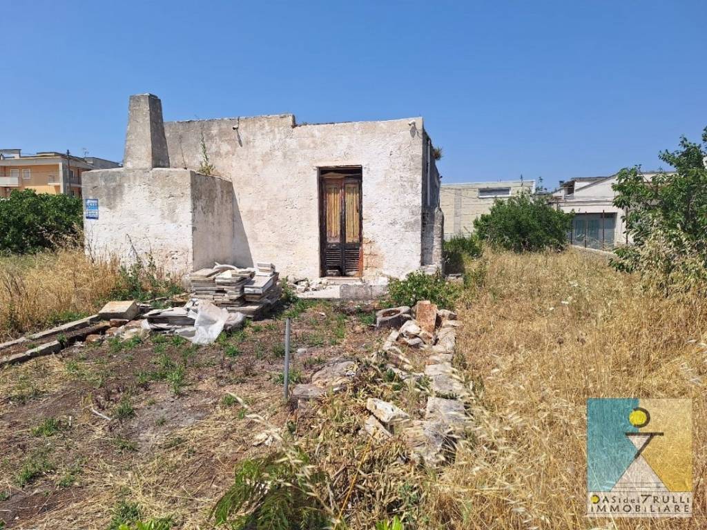 Rustico / casale a San michele salentino in Via Ettore Tagliaferro - Foto 4