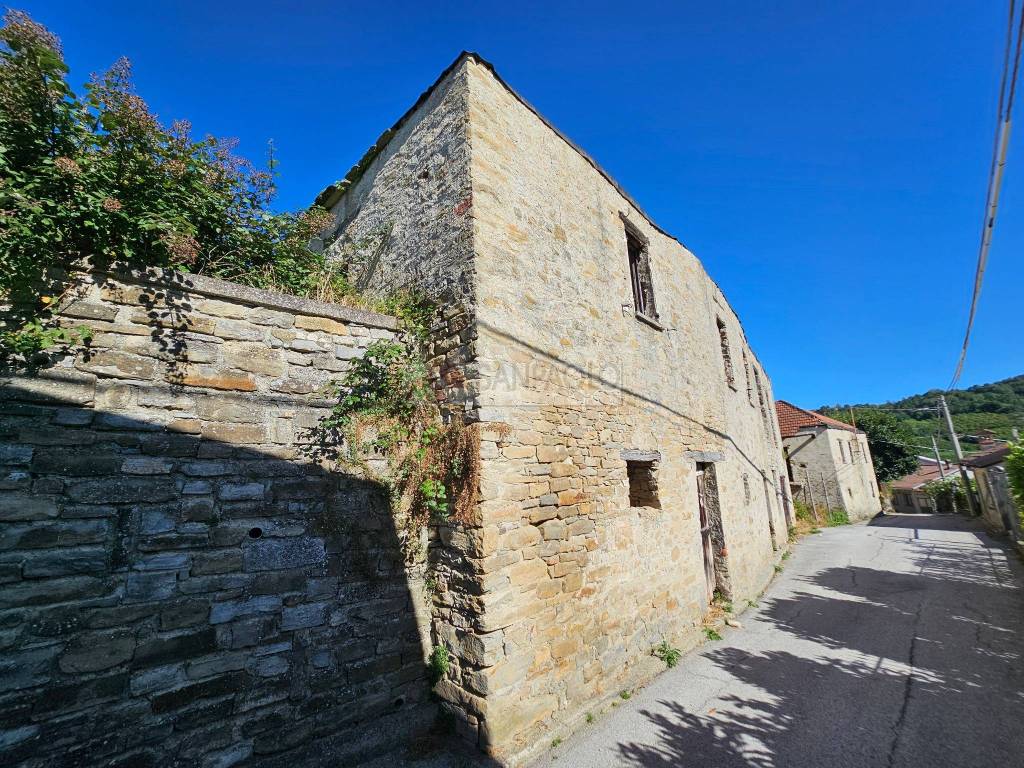 Casa indipendente a Perletto in Via San Rocco - Foto 3