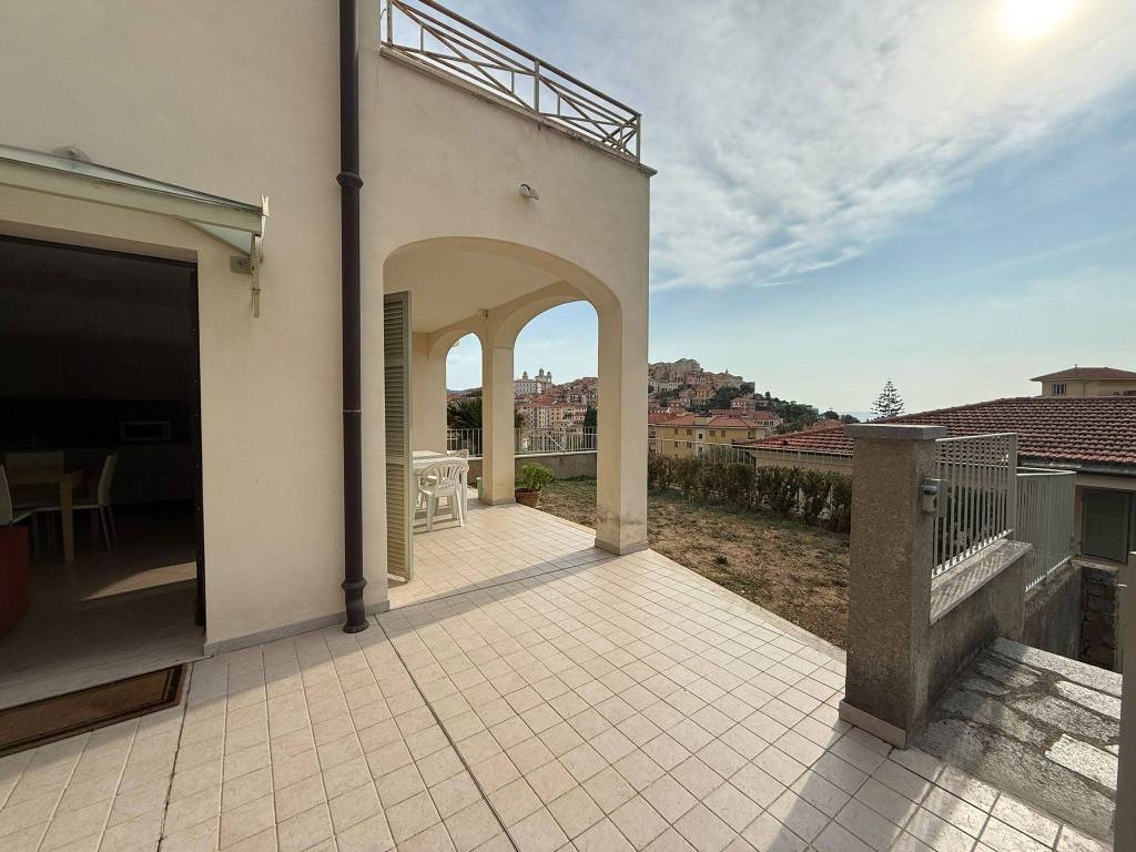 Appartamento a Imperia in Via Vittorio Gavi - Foto 2