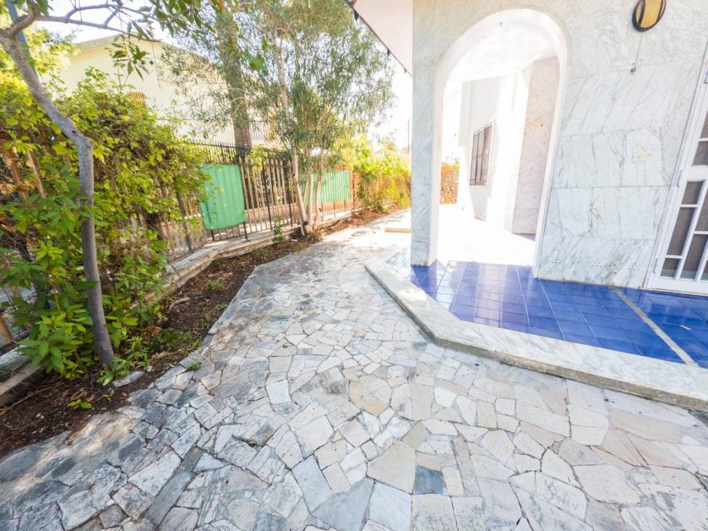Villa a Manfredonia in Viale degli Eucalipti, 11 - Foto 3