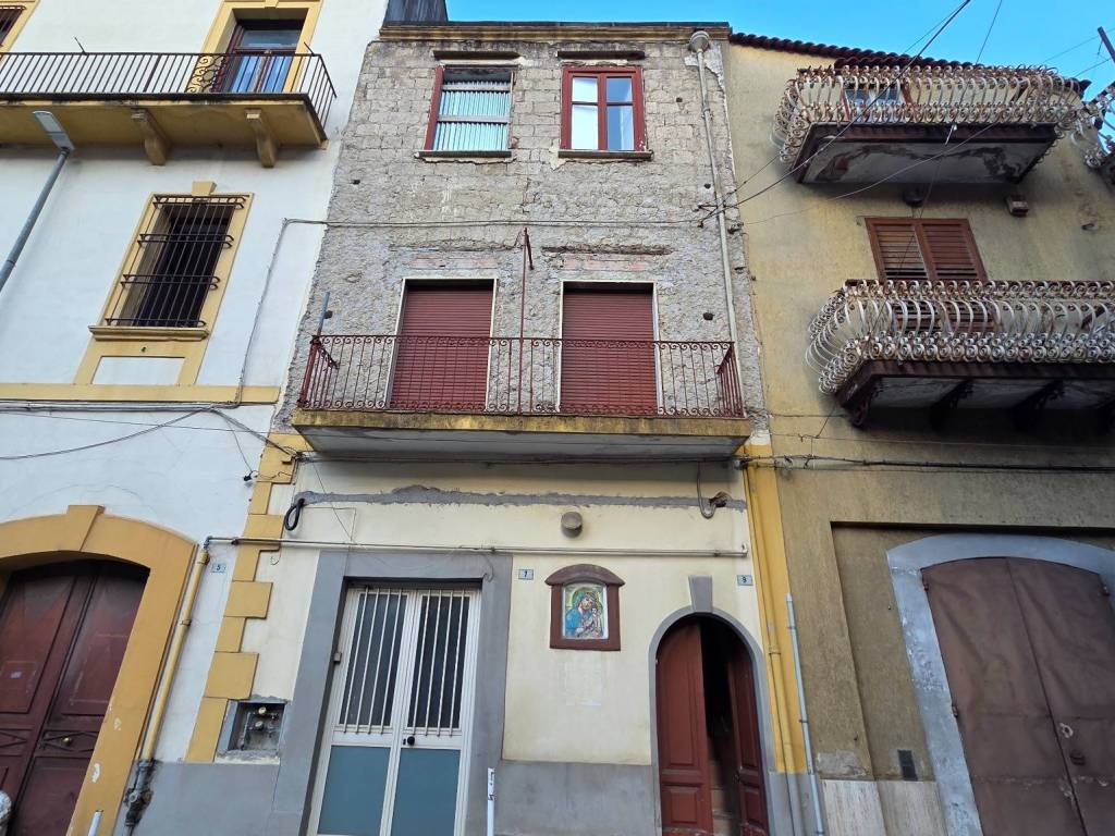 Palazzo / stabile a Roccapiemonte in Via Materdomini, 9 - Foto 2