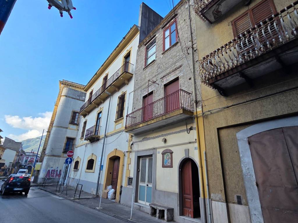 Palazzo / stabile a Roccapiemonte in Via Materdomini, 9 - Foto 3