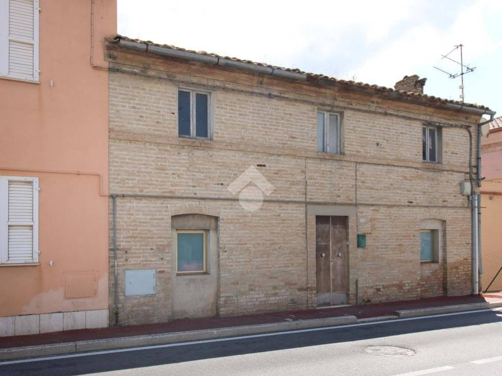Casa indipendente a Fermo in Viale Tiro a Segno, 33 - Foto 5