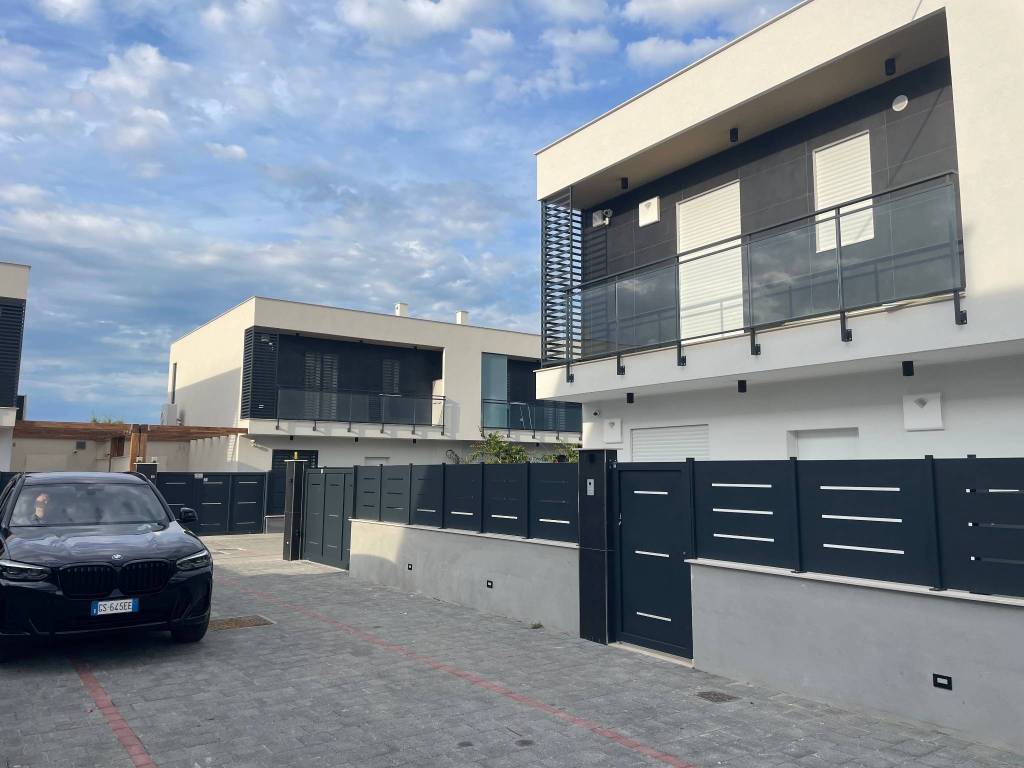 Villa a Trani in Via Martiri di Palermo, 19 - Foto 3