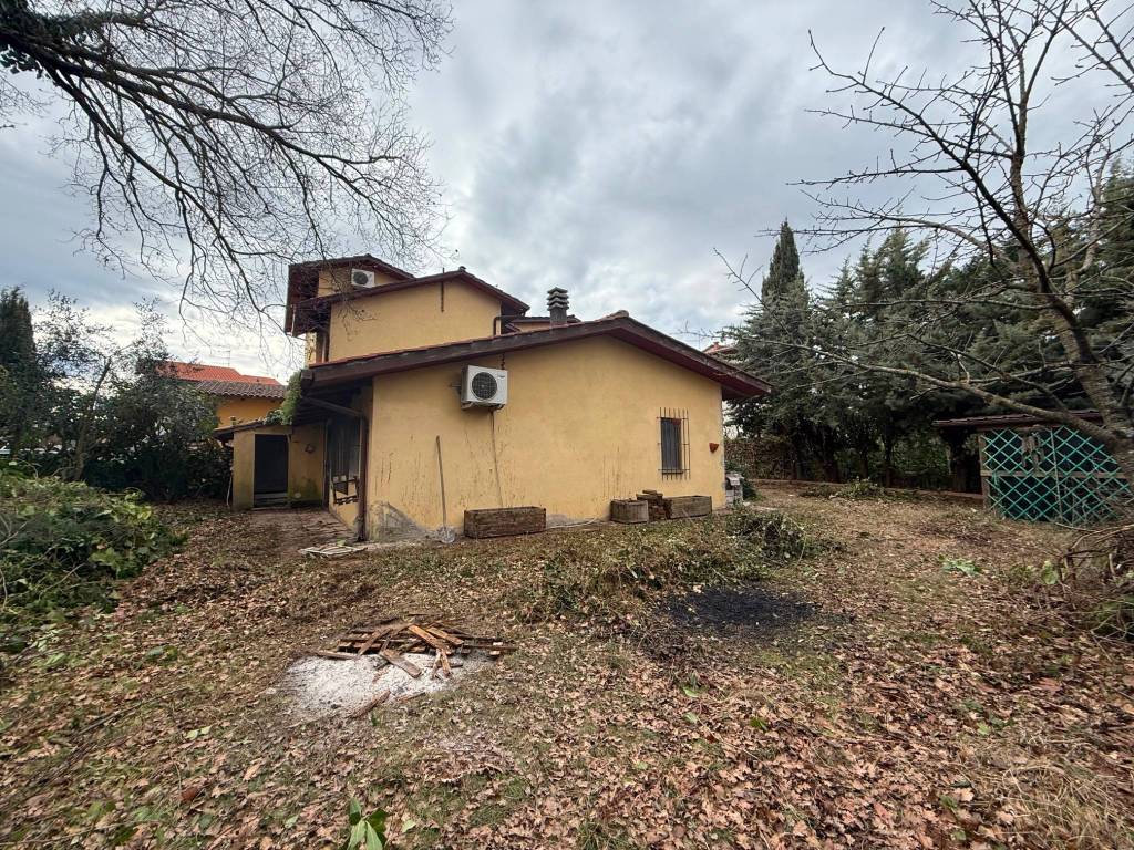 Villa a Sarteano in Via Lago di Montepulciano - Foto 3