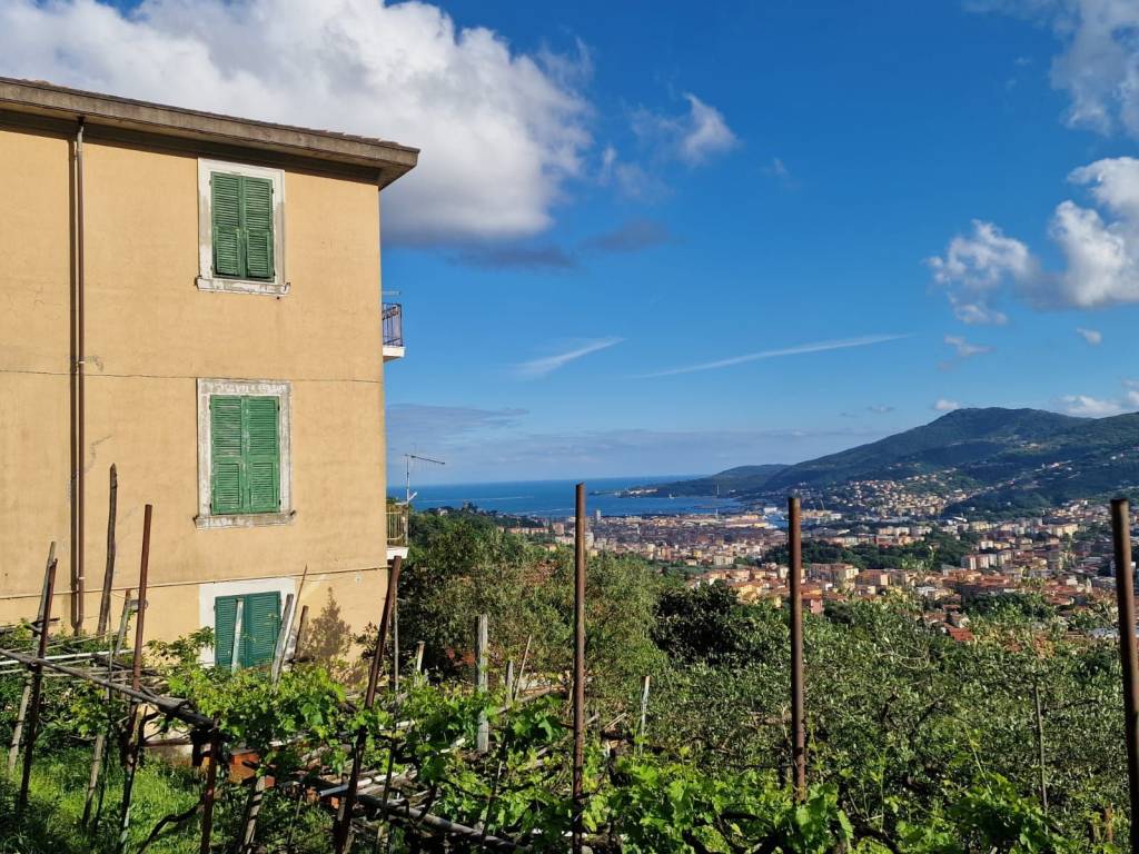 Appartamento a La spezia in Via Montalbano, 77 - Foto 2