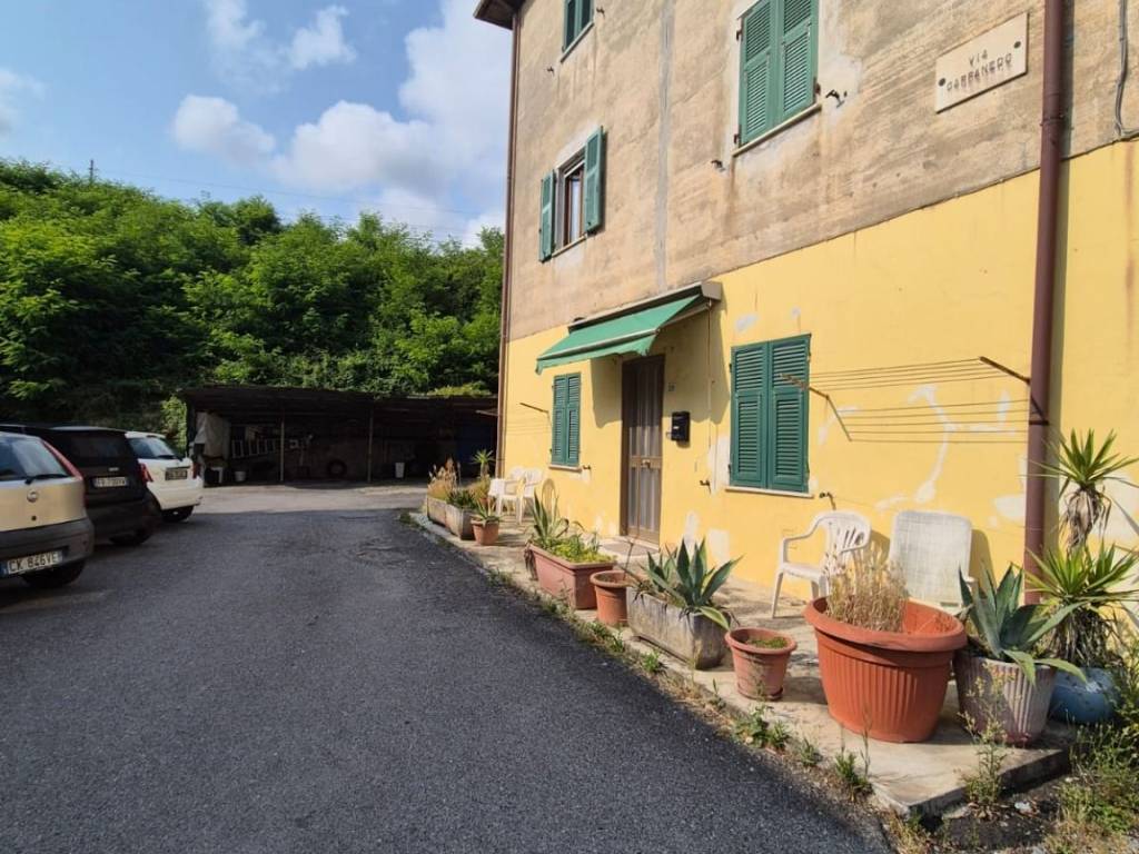 Appartamento a La spezia in Via Carpanedo, 26 - Foto 2