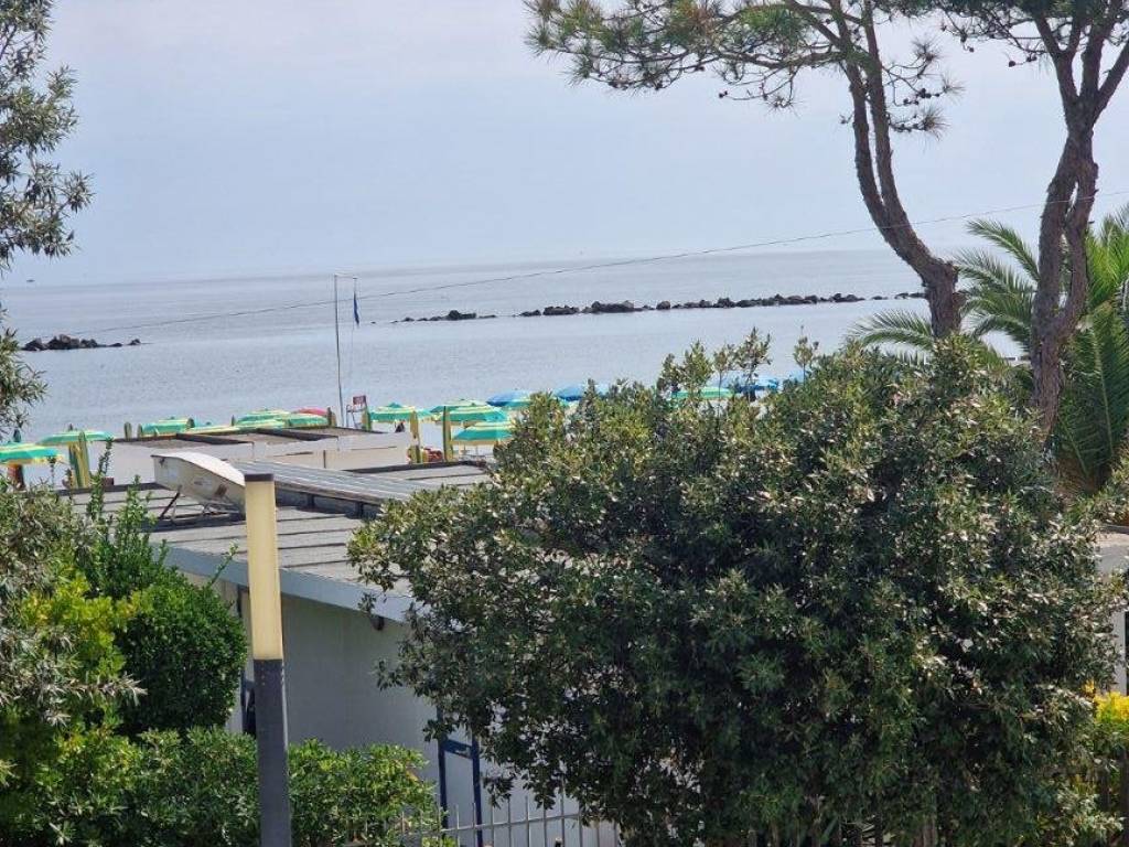 Appartamento a Comacchio in Viale Mare Adriatico, 72 - Foto 2