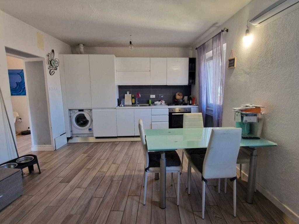 Appartamento a La spezia in Via Damiano Chiesa, 32 - Foto 4