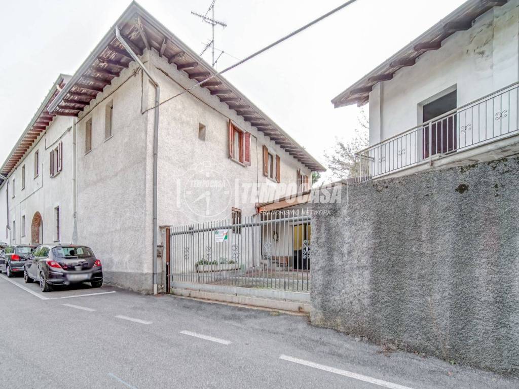 Casa indipendente a Somma lombardo in Via Salvette 11 - Foto 4