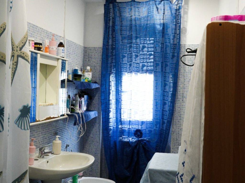 Appartamento a Crotone in Via Dante Alighieri, 26 - Foto 4