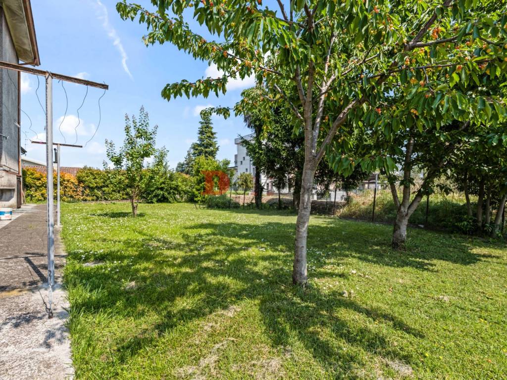 Villa a Curtatone in Via Giacomo Leopardi, 2 - Foto 3