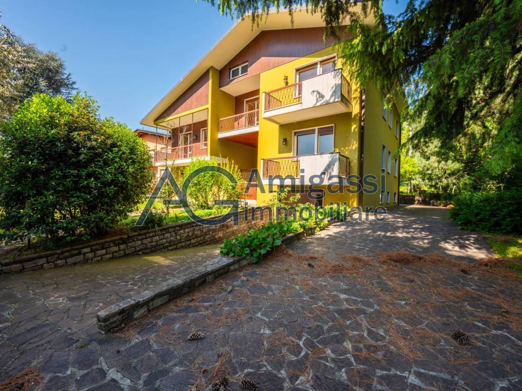 Villa a Alzano lombardo in Via Risorgimento - Foto 2