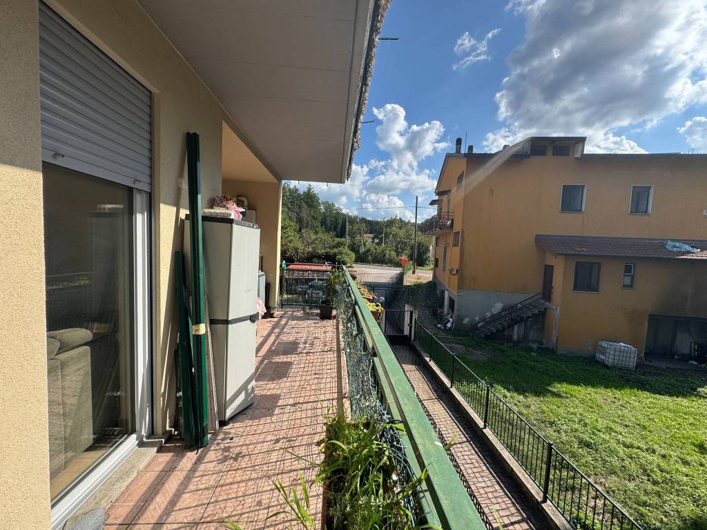 Appartamento a Besozzo in Via Antonio N. Gorini - Foto 2