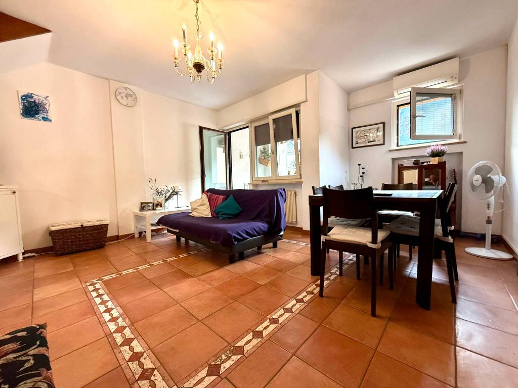 Appartamento a Trento in Via delle Ghiaie, 16 - Foto 3