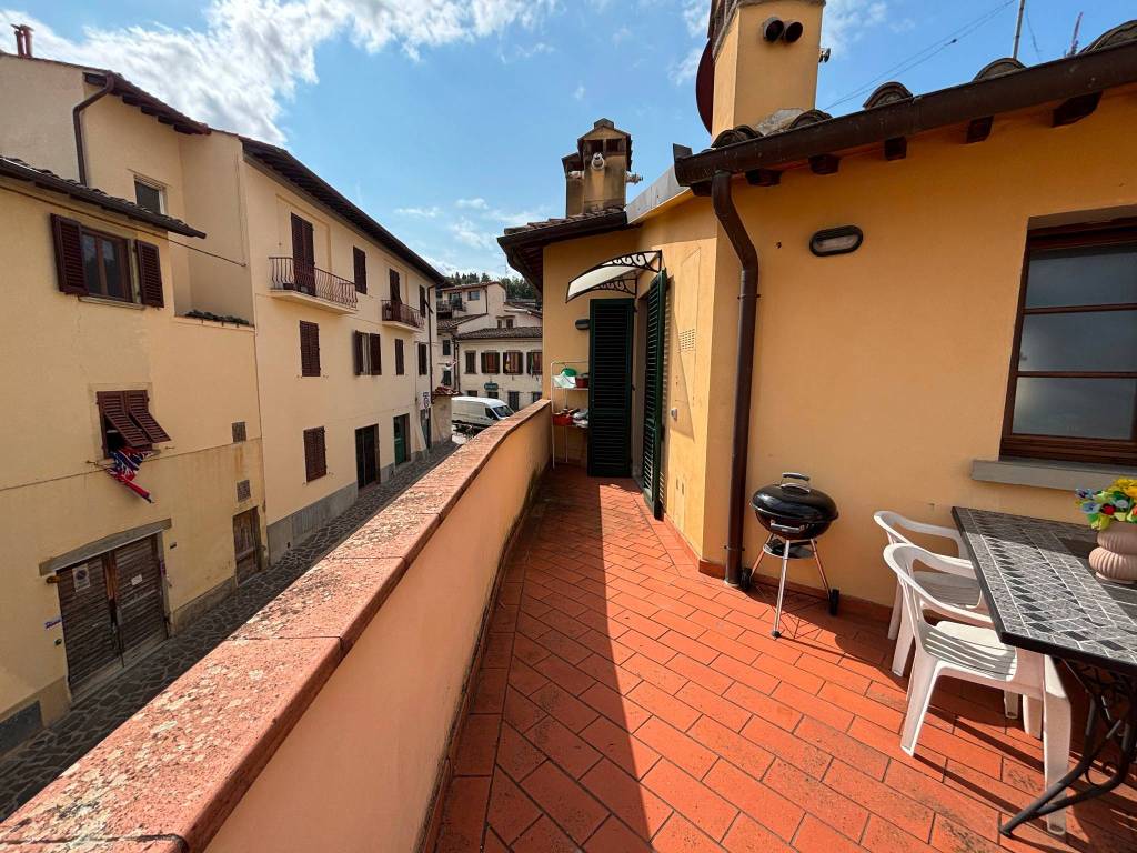 Appartamento a Bagno a ripoli in Via Roma, 149 - Foto 2