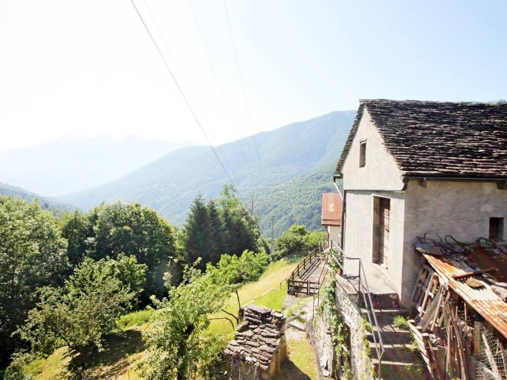 Casa indipendente a Bognanco in Località Bacinasco, 13 - Foto 2