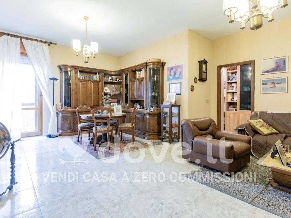 Appartamento a Mesagne in Via Nino Bixio, 52 - Foto 2