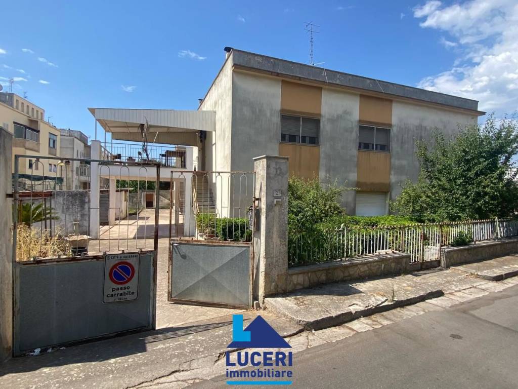 Palazzo / stabile a Casarano in Via Vittorio Emanuele II - Foto 3