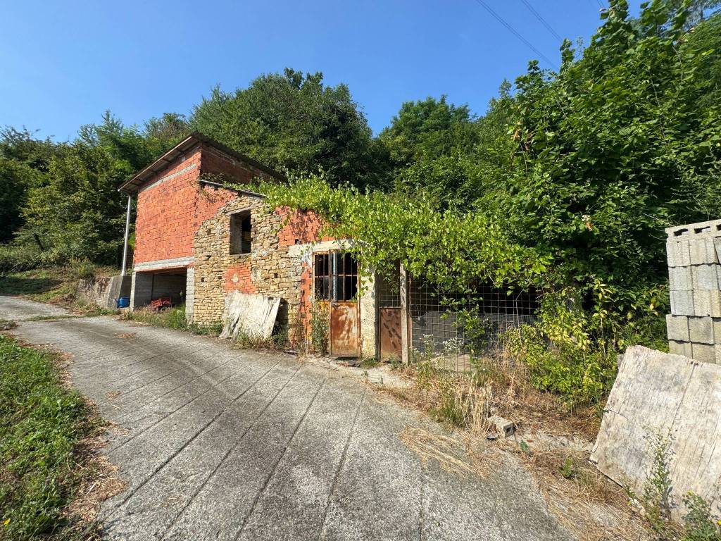 Terreno a Cassinasco in Regione Pianavia - Foto 4