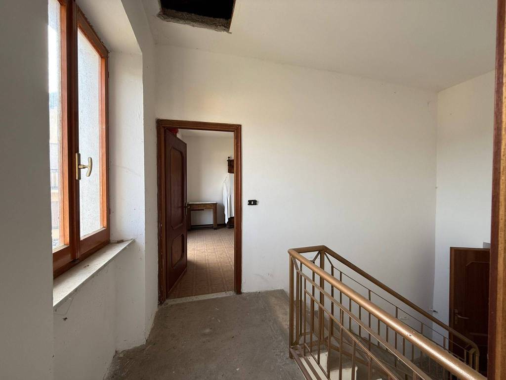 Casa indipendente a Roccavignale in Frazione Pianissolo - Foto 4