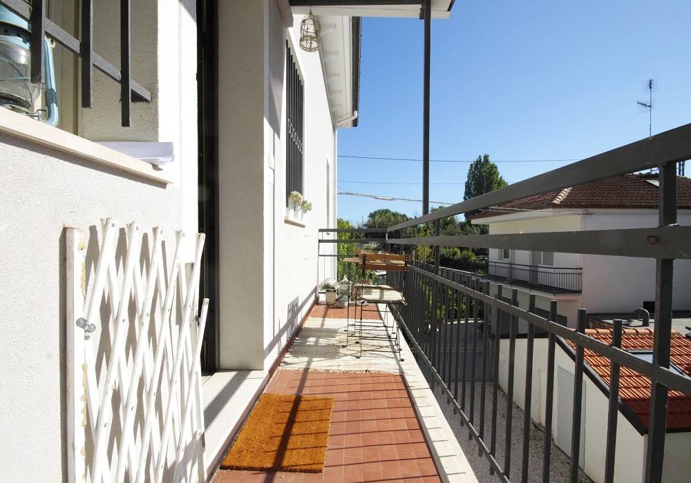 Appartamento a Riccione in Viale Augusto Righi - Foto 2