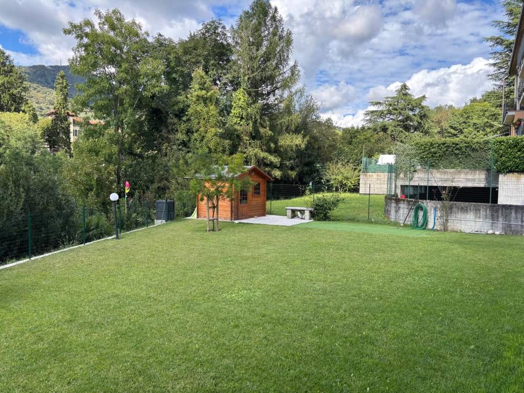 Appartamento a Viggiù in Via Salvo D'Acquisto, 2 - Foto 4