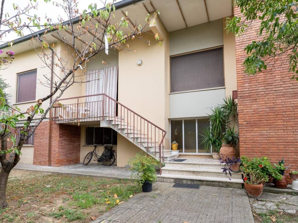 Villa a Capraia e limite in Via Valicarda - Foto 2