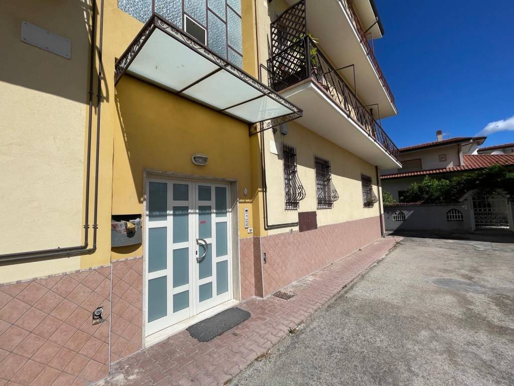Appartamento a Scafa in Via della Rinascita, 6 - Foto 3