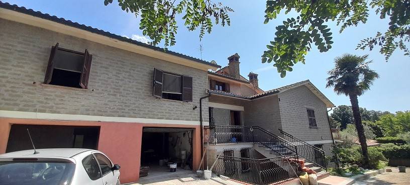 Villa a Manziana in Via Canale - Foto 3