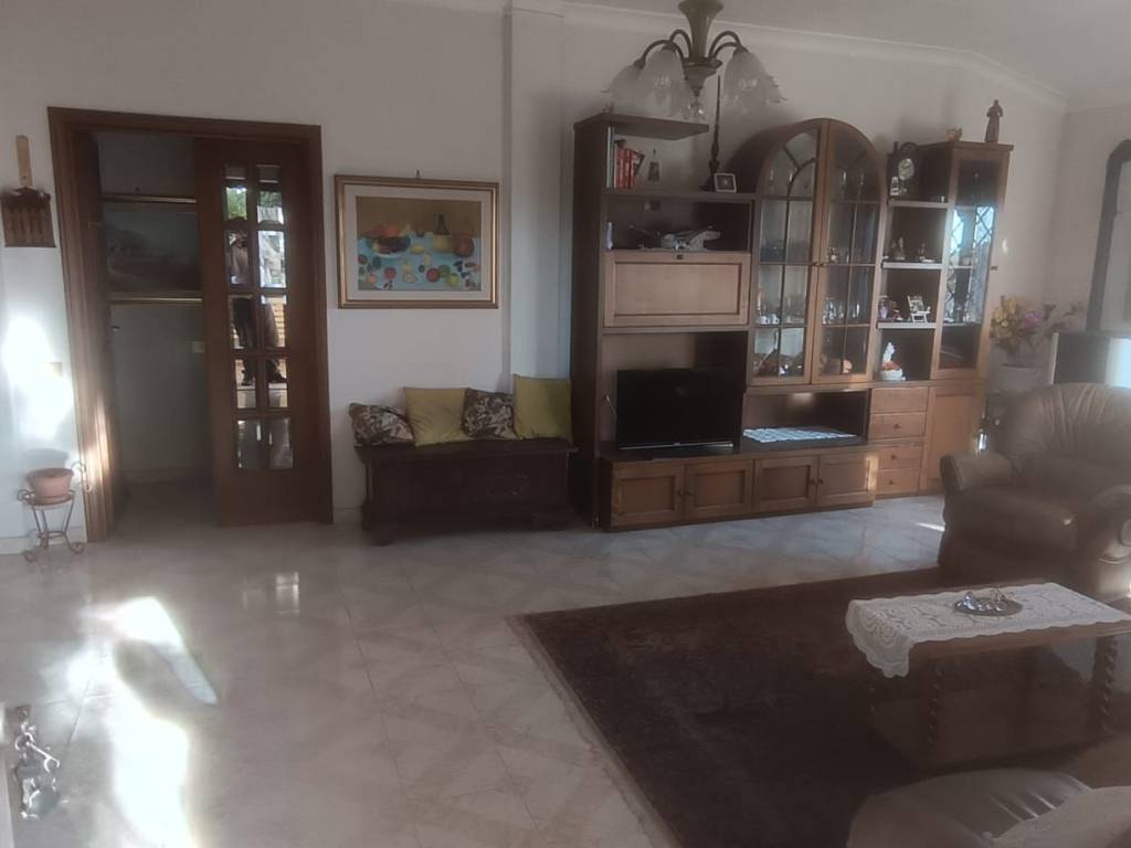 Villa a Aprilia in Via dei Passeri - Foto 3