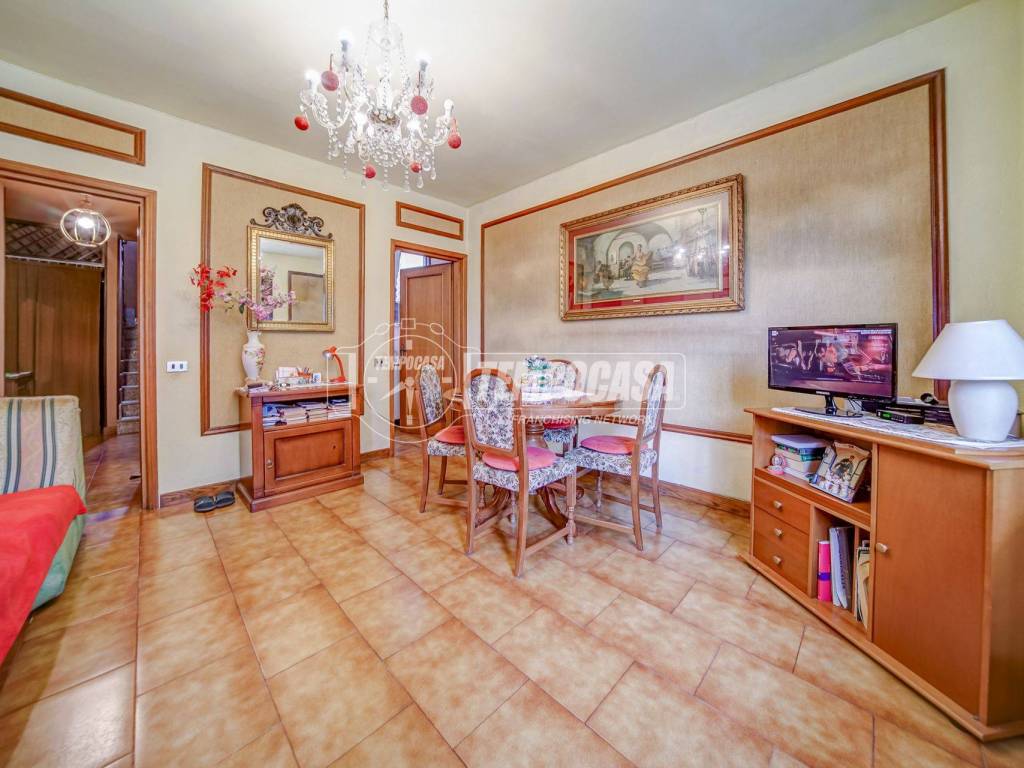 Villa a Sesto calende in Via Isonzo - Foto 3