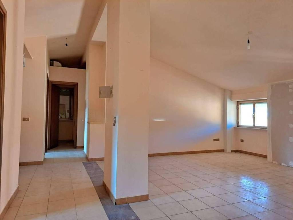 Appartamento a Ischia di castro in Via S. Ermete, 18, 01010 Ischia di Castro VT, Italia - Foto 2