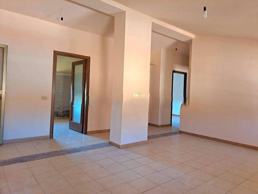 Appartamento a Ischia di castro in Via S. Ermete, 18, 01010 Ischia di Castro VT, Italia - Foto 3