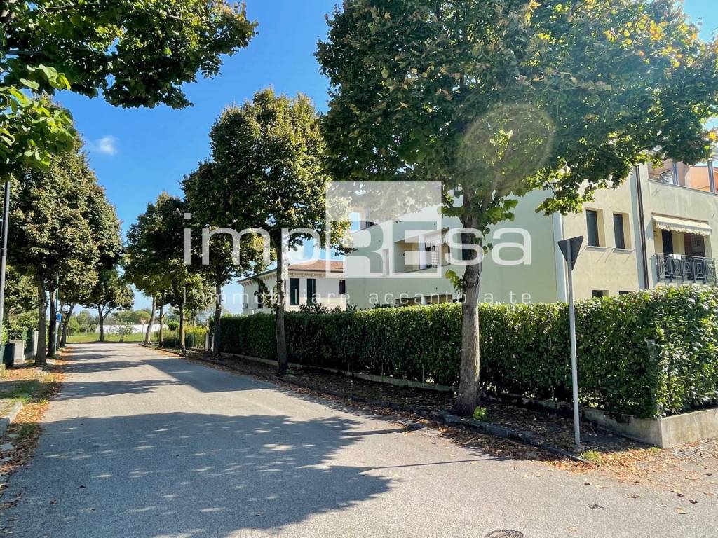 Appartamento a Silea in CENDON DI SILEA VIA CENDON - Foto 5