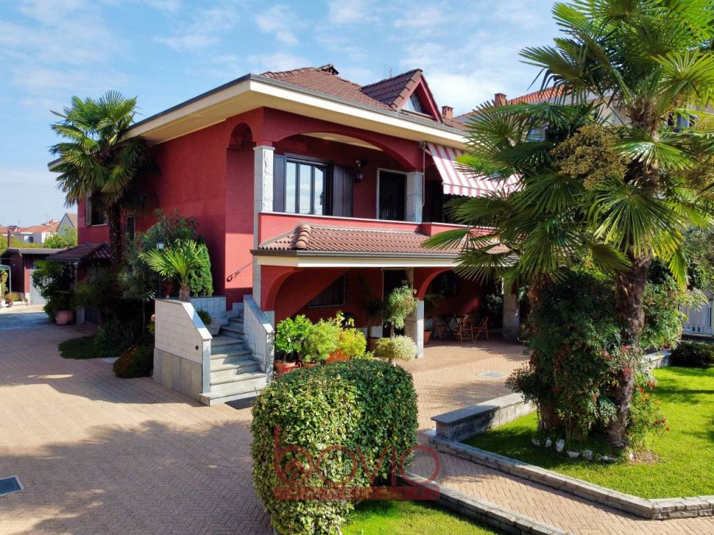 Villa a Volpiano in VIA CESARE BATTISTI N°9 - Foto 2