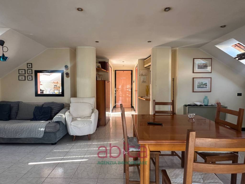 Casa indipendente a San benedetto del tronto in Via Velino - Foto 4