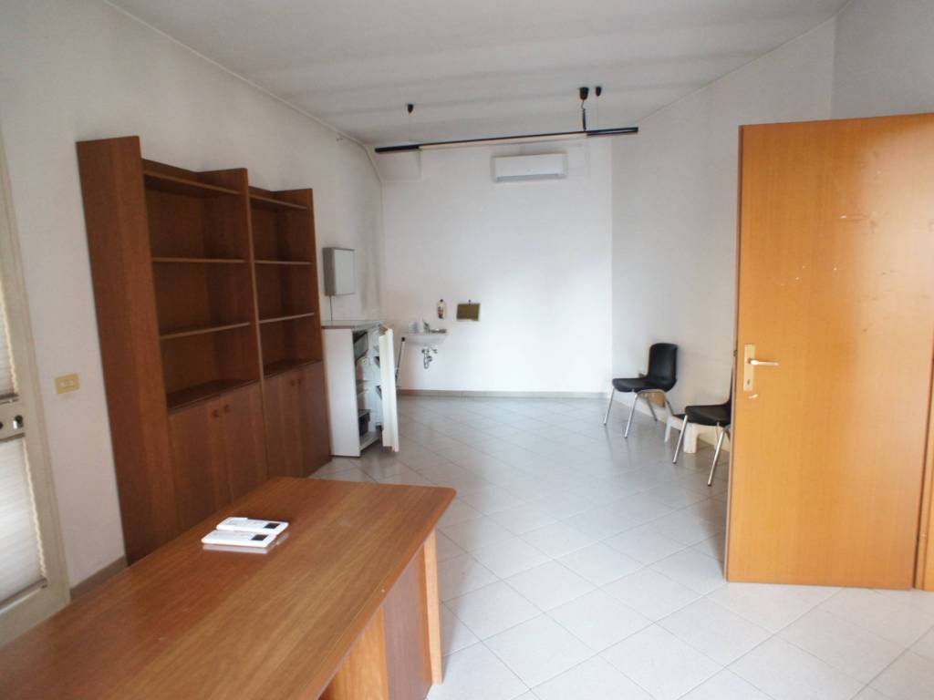 Immobile a Monsummano terme in Via Cesare Battisti, 370 - Foto 4