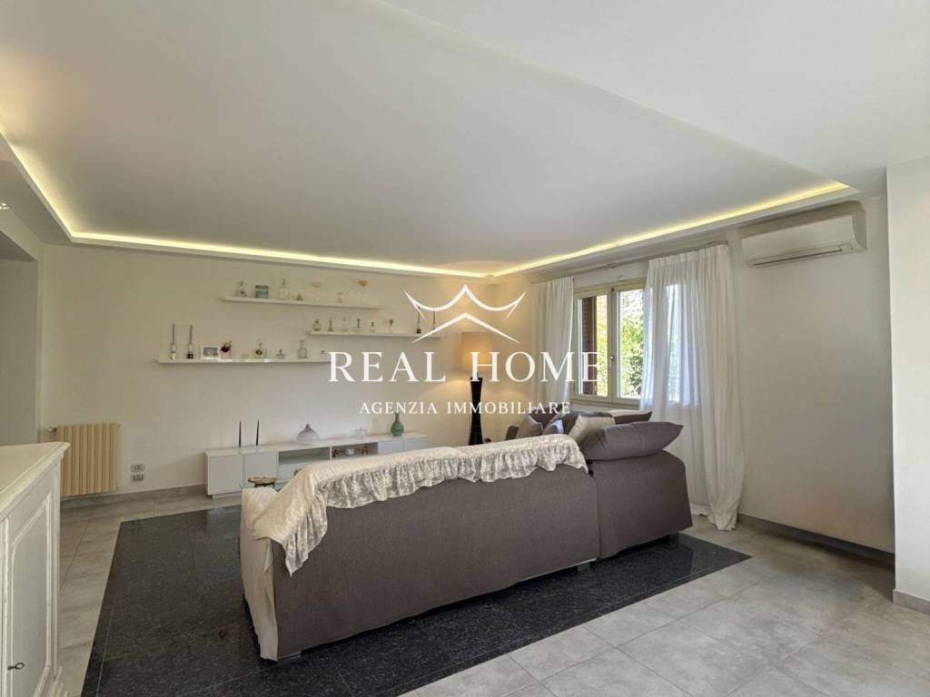 Villa a Campi bisenzio in Via del Gelsomino - Foto 2