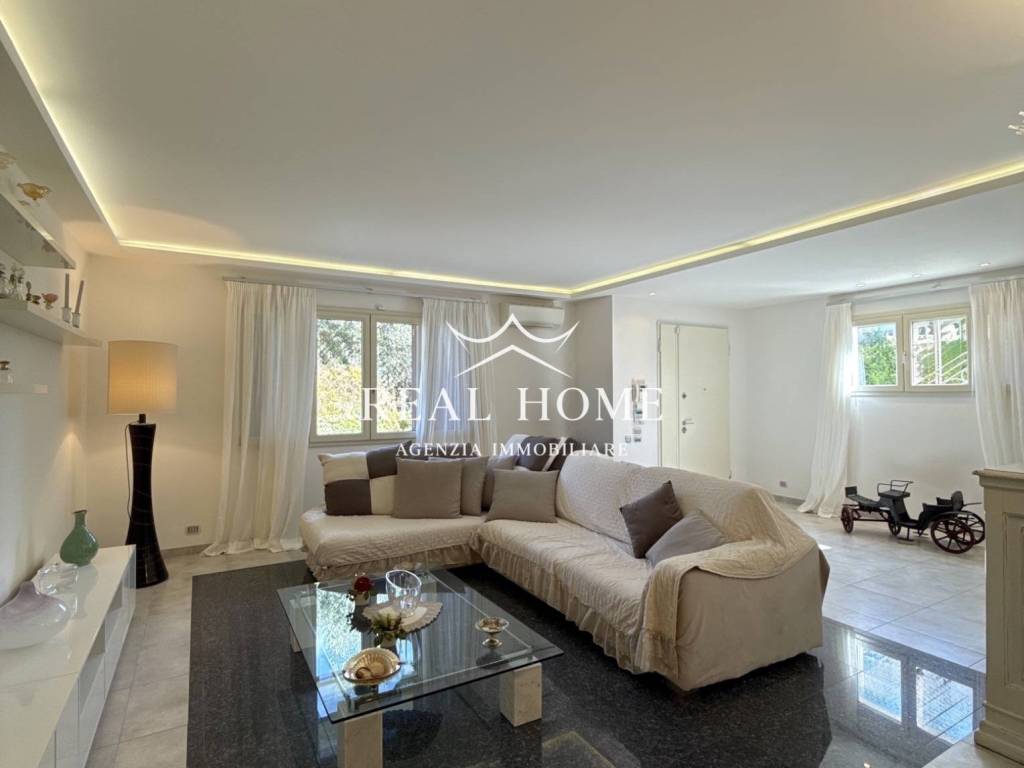 Villa a Campi bisenzio in Via del Gelsomino - Foto 4