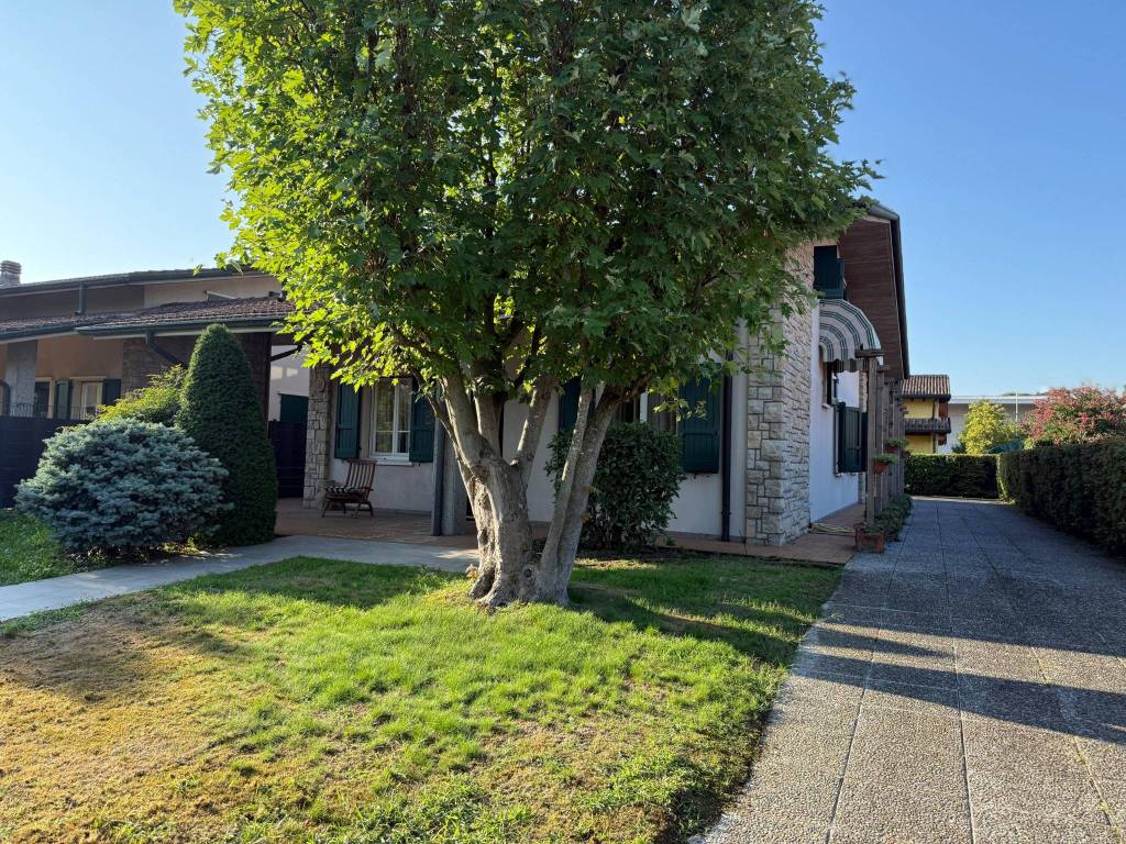Villa a Castel goffredo in Via Antonio Ligabue - Foto 4