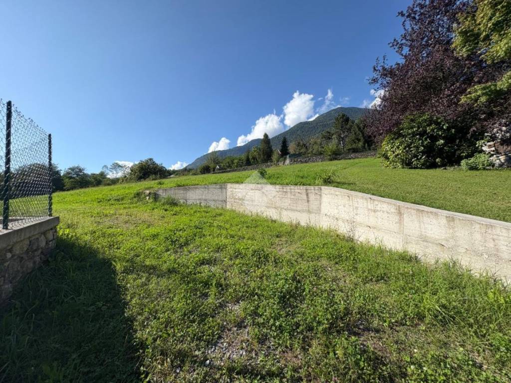 Terreno a Castione andevenno in Via Ezio Vanoni - Foto 2