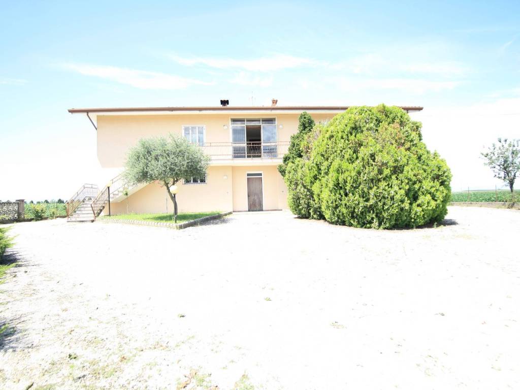 Villa a Sesto al reghena in Via Levada, 75 - Foto 2