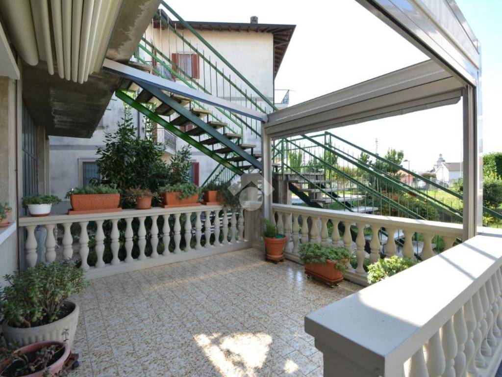 Appartamento a Brembate in Via Torri, 18 - Foto 2