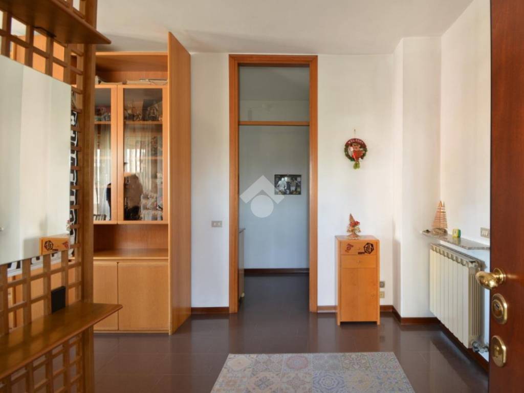 Appartamento a Brembate in Via Torri, 18 - Foto 5