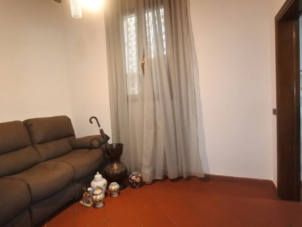 Appartamento a Campi bisenzio in Via Santo Stefano - Foto 4