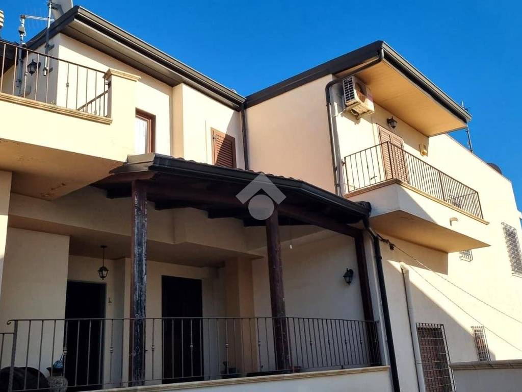 Casa indipendente a Reggio calabria in Via Nazionale - Foto 2